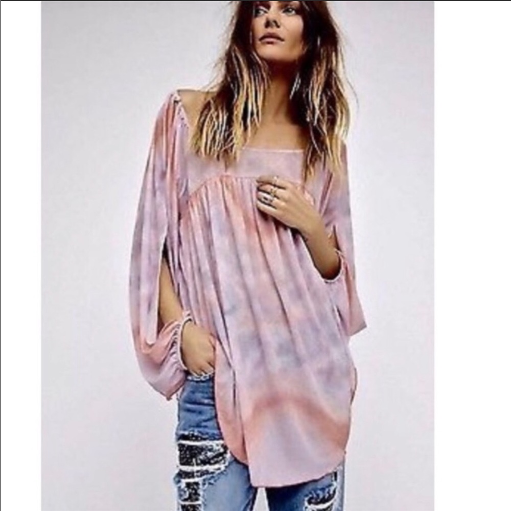 Free People watercolor tunic length top NWOT 💜